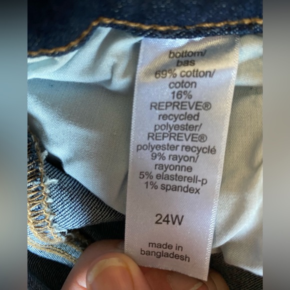 Edgely 8” Inseam High Rise Shorts - Picture 5 of 7